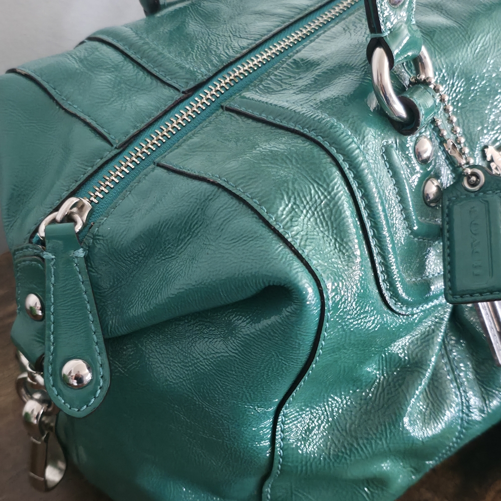 Rare Coach Ashley in Green Jade Patent leather Satchel And Matching Wallet - Picture 9 of 11